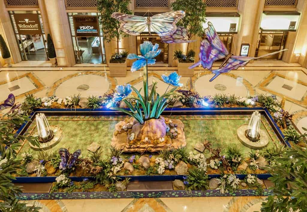 Palazzo Waterfall Atrium - Free Things to do in Las Vegas