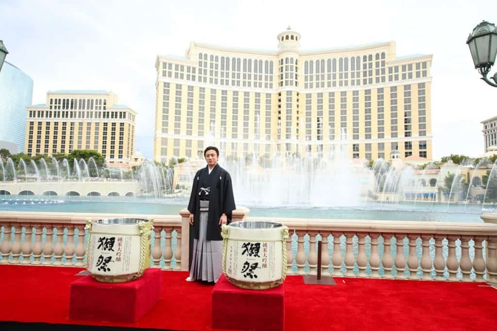 Fountains of Bellagio - Things to do on Vegas Strip