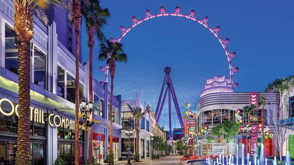 LINQ Promenade - Things to do on Vegas Strip