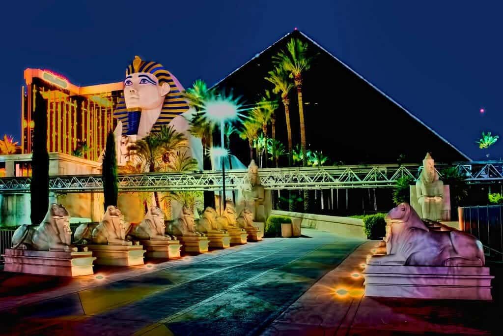 Luxor Hotel and Casino - Cheap Las Vegas Hotels on The Strip