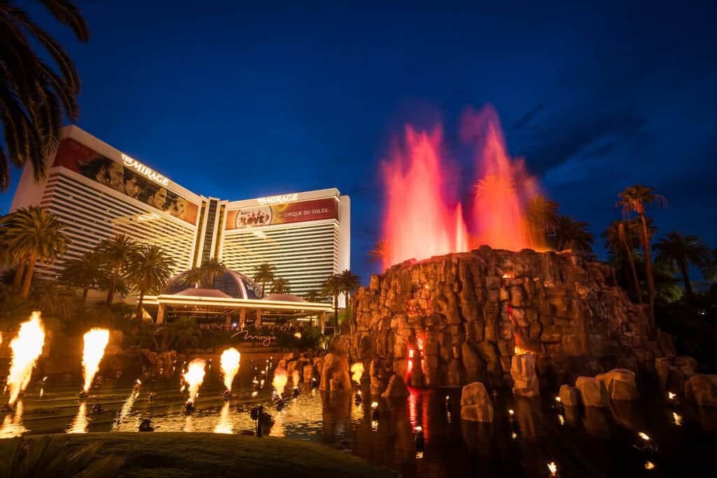 The Mirage Volcano - Things to do in Las Vegas on the Strip