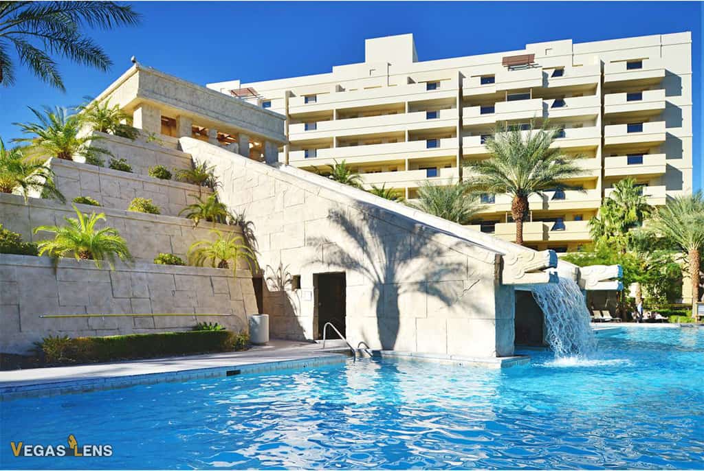 Cancun Resort - Best Vegas hotels for kids